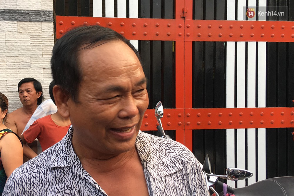 Bố của Phúc XO: Tôi cho Phúc không biết bao nhiêu tiền rồi. Vòng vàng, tài sản gia đình vét hết đưa cho con-4