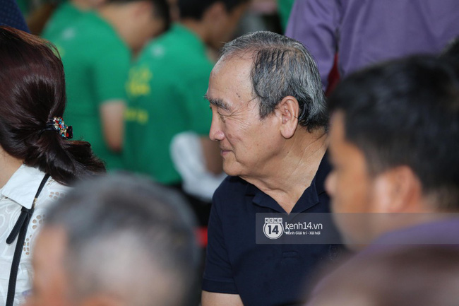 Mẹ nghệ sĩ Anh Vũ đã xuất viện sau một ngày cấp cứu, cùng gia đình cảm ơn từng người tới thăm viếng-5