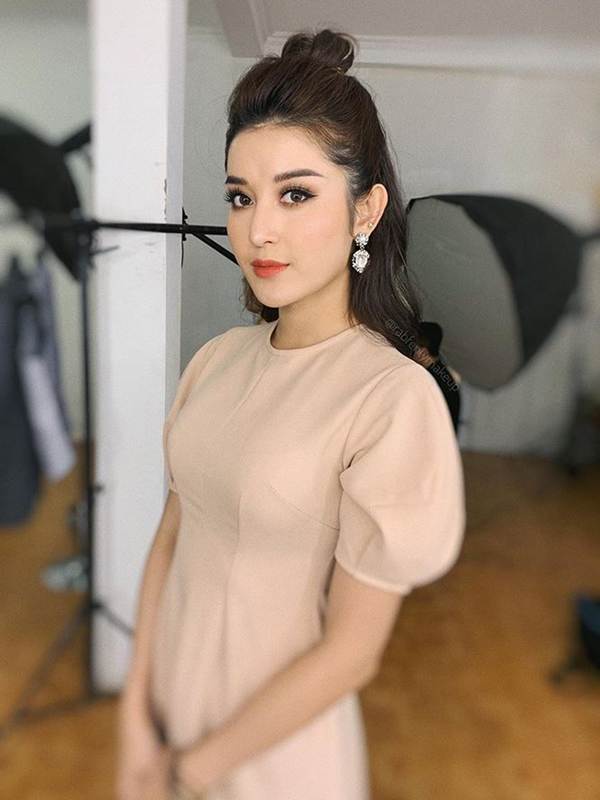 Á hậu Thuỳ Dung lại khiến fans ngất ngây khi khoe body nóng bỏng với bikini-12