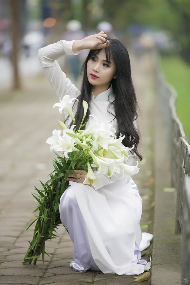 Hoa khôi Tài chính xinh đẹp, đa tài, kiếm hàng chục triệu đồng mỗi tháng-1