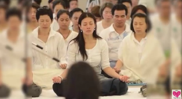 Cuộc sống của Hoàng tử nhỏ và Vương phi Thái Lan bị phế truất giờ ra sao sau 5 năm hai mẹ con bị chia tách khiến nhiều người xót xa?-4