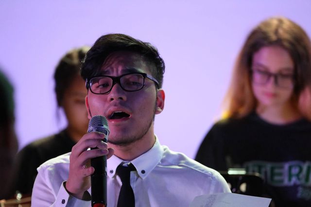 Nhận học bổng quá khủng”, 10X Việt được gọi là nam sinh triệu đô”-2