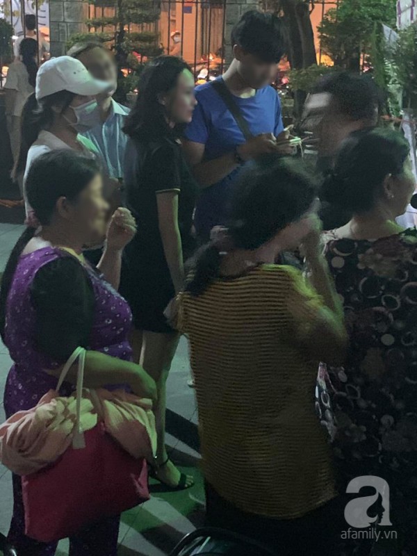 Xuất hiện cảnh tranh cãi đáng tiếc tại đám tang nghệ sĩ Anh Vũ-3