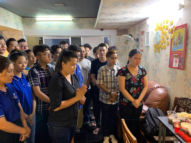 Rơi nước mắt với điều đặc biệt mà Hồng Vân làm cho nghệ sĩ Anh Vũ trước lễ động quan-2