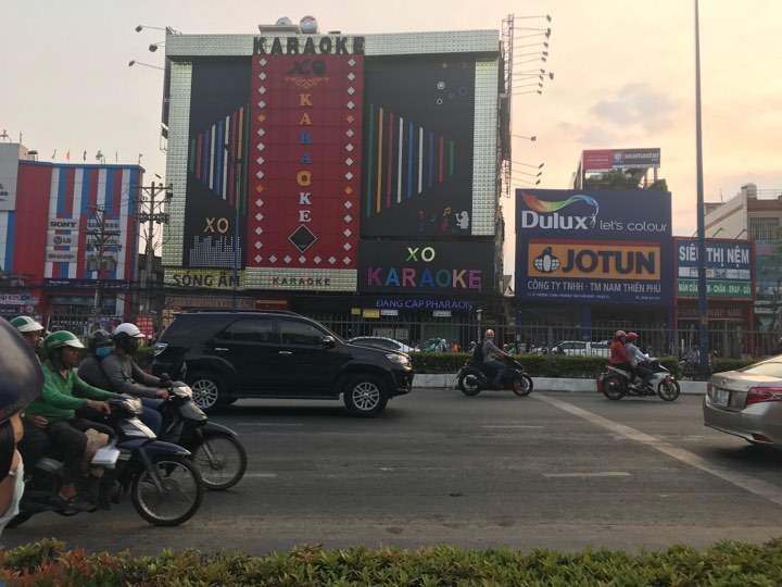 Khối vàng ròng và 300 tỷ tiền mặt qua lời Phúc XO-8