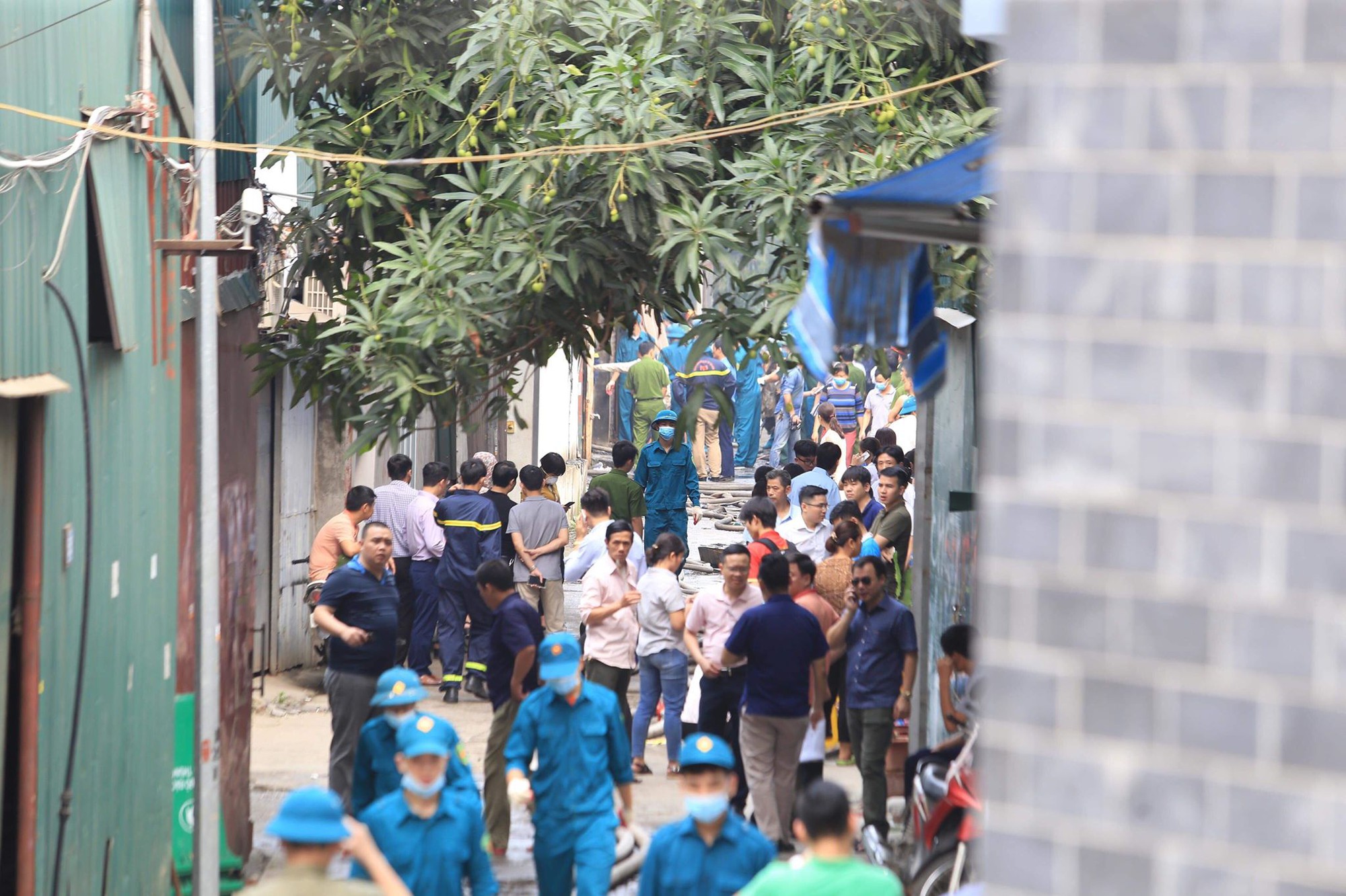 Đã tìm thấy 8 thi thể trong vụ cháy kinh hoàng ở Trung Văn, Hà Nội-7