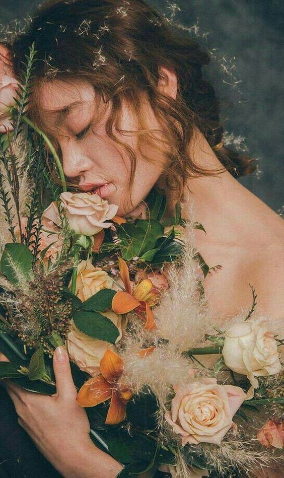 Ai sinh vào những ngày âm lịch sau có số mệnh phụ phu nhân, cả đời sống trong nhung lụa, hậu vận bình an sung sướng-2