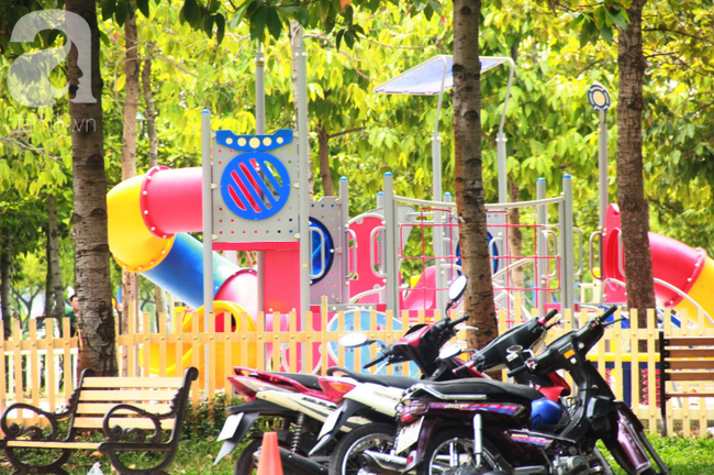 Chơi ngoài công viên buổi tối, 2 bé gái khoảng 9 tuổi bị nam thanh niên khống chế hiếp dâm-4