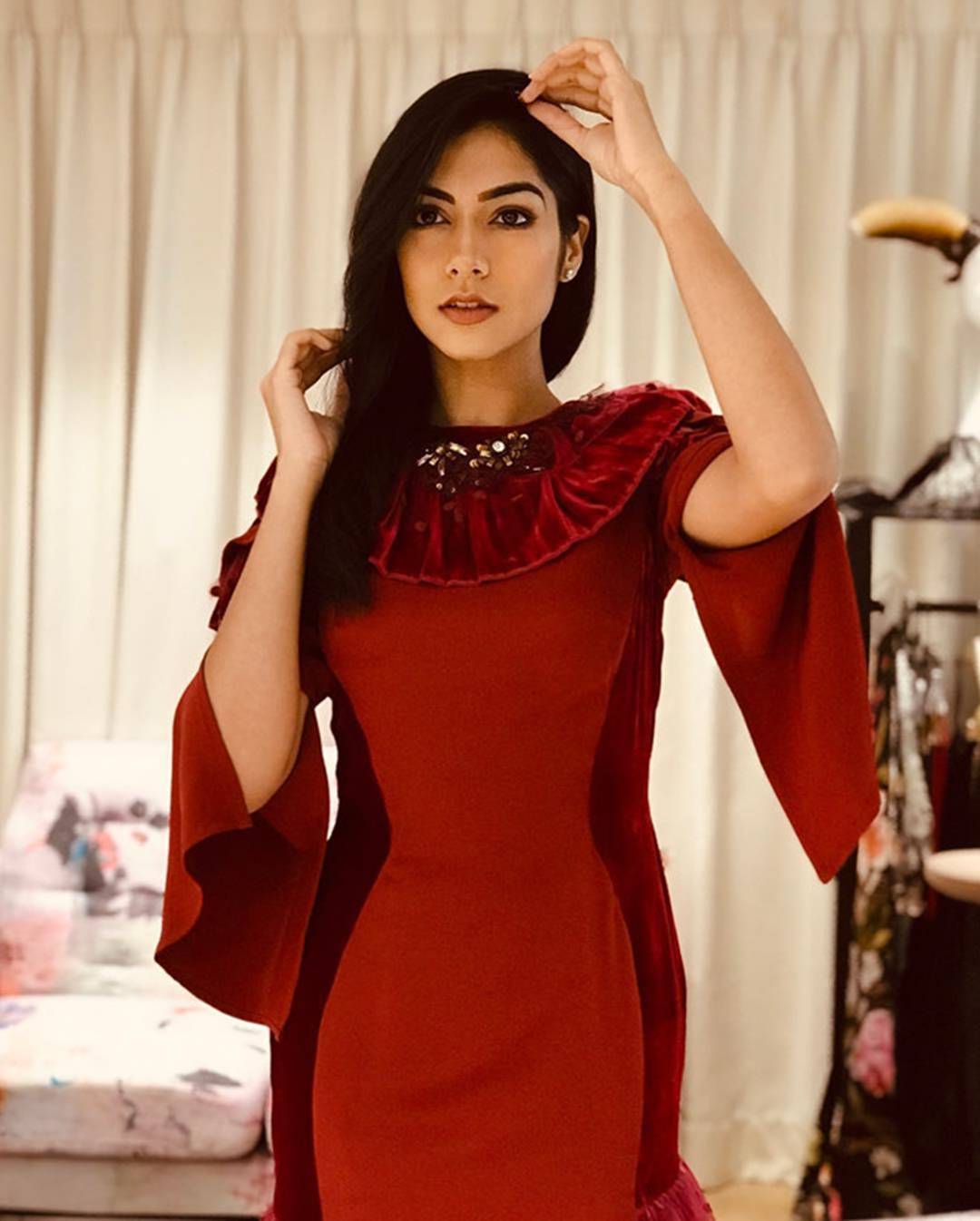 Nhan sắc 4 cô gái sẽ dự thi Hoa hậu Hoàn vũ 2019-5