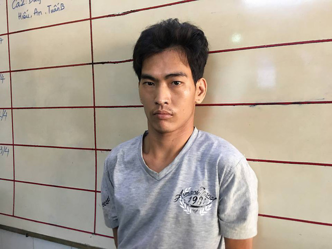 Lời khai của kẻ xâm hại 2 bé gái ở công viên: Do quen biết, chơi cầu tuột cùng nhau nên lên cơn thú tính-1