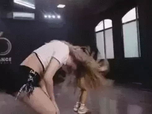 Hot girl Trâm Anh: Mẫu bạn trai của mình là đàn ông điềm đạm, biết suy nghĩ và lãng mạn-3