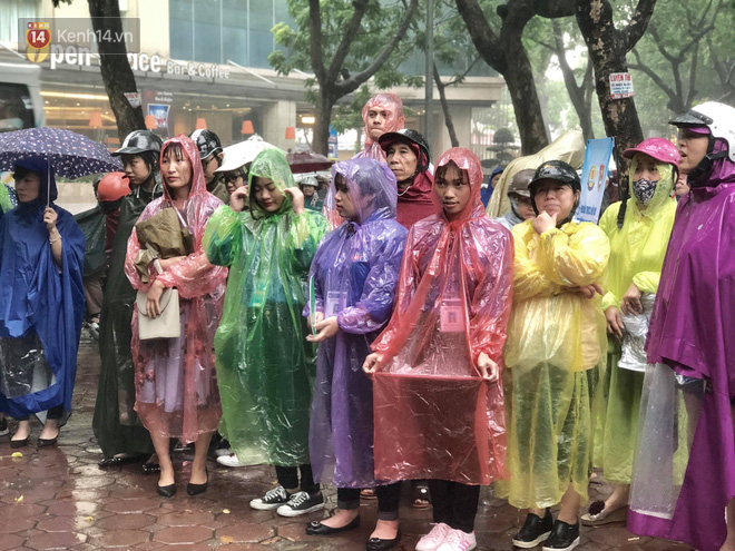 Nhiều sinh viên ở ĐH Ngoại thương, Kinh tế Quốc dân, Y Hà Nội... bị đuổi học bất thình lình vì được sửa điểm thi THPT Quốc gia 2018-1