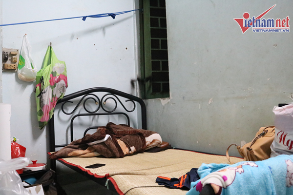 Thúy Anh muốn cắn lưỡi chết khi úng thủy não, liệt hai chân sau sinh, nợ hơn 200 triệu-5