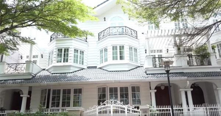 Ngắm biệt thự xa hoa rộng 200m², nơi Dương Cẩm Lynh từng sống trước khi ly hôn chồng đại gia-1