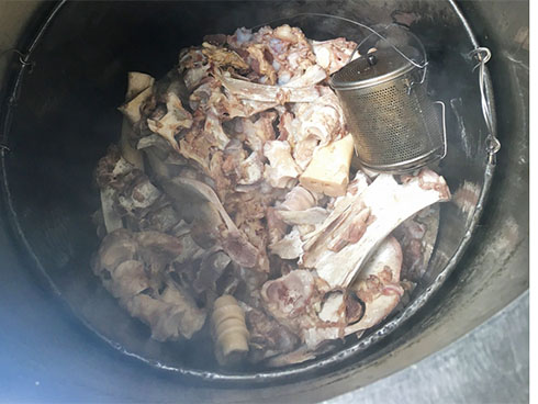 Những quán ăn dân dã, lâu đời ở chợ Bến Thành-3