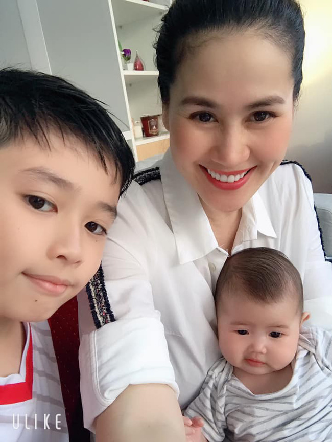 Vừa sinh con đã quay trở lại công việc nhưng Thân Thúy Hà lại than không có hứng đi sự kiện, thảm đỏ-2