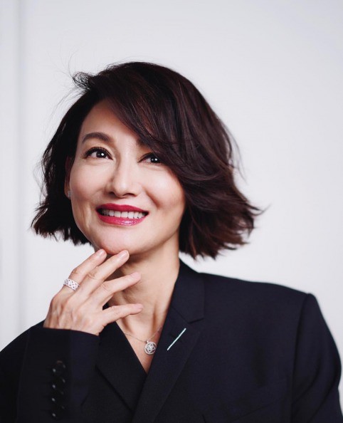 Diệt tuyệt sư thái Huệ Ánh Hồng: Từng tự sát vì bị tẩy chay chụp ảnh nóng, người thân lần lượt qua đời, sống cô độc gầy dựng sự nghiệp-7