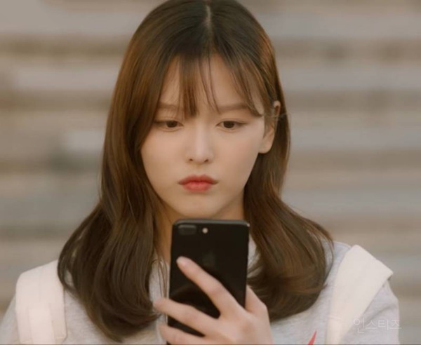 Vợ trẻ chết điếng khi clip nóng của chồng với người yêu cũ bị phát tán, nhưng hành động sau đó lại khiến người ta thán phục-2