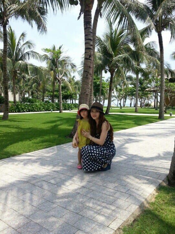 Bồi hồi đăng ảnh chưa từng khoe của Su Sóc hồi bé, Hằng Túi được khen tới tấp, lây hết gene đẹp cho các con-9