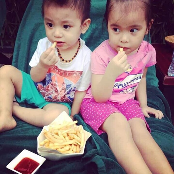 Bồi hồi đăng ảnh chưa từng khoe của Su Sóc hồi bé, Hằng Túi được khen tới tấp, lây hết gene đẹp cho các con-15