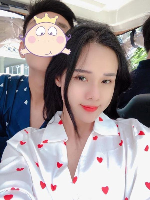 Bạn gái Trọng Đại nũng nịu cực đáng yêu sau trận đấu trên sân Hàng Đẫy-5