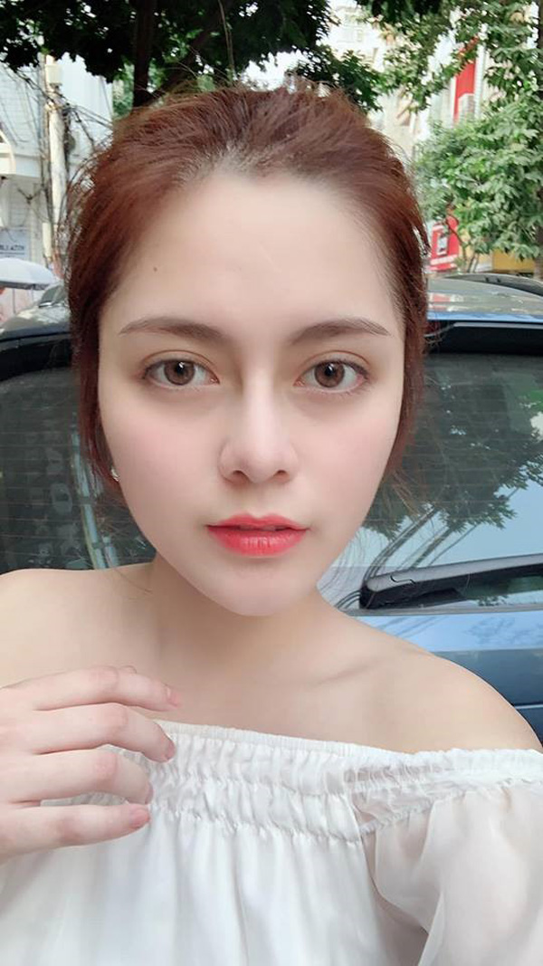 Trâm Anh và dàn hot girl World Cup ngày càng gợi cảm sau 1 năm-9