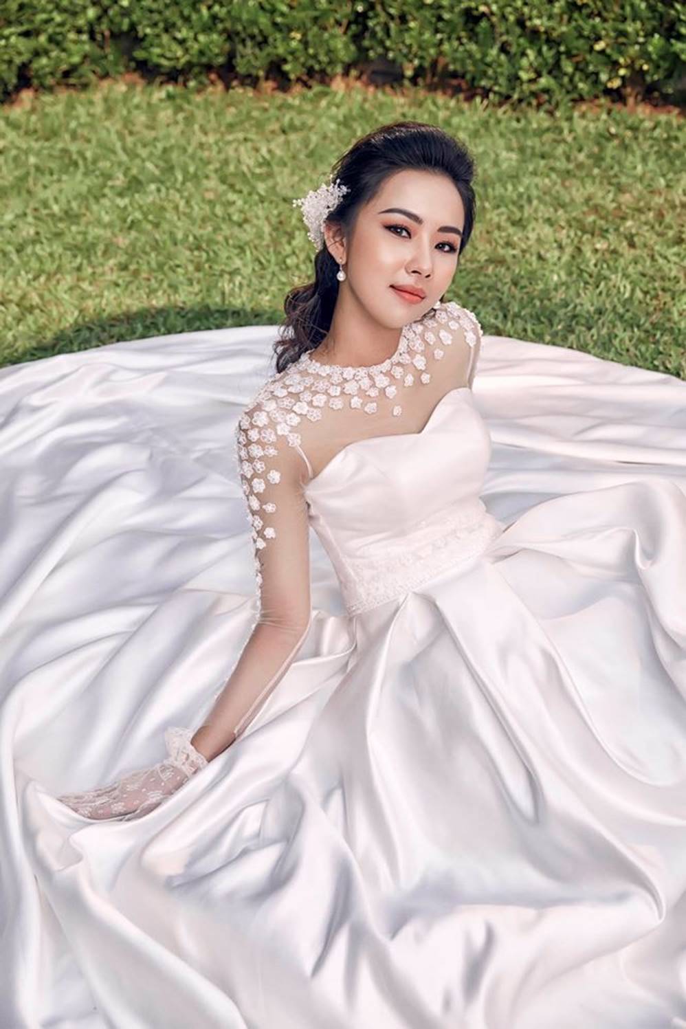 Ngỡ ngàng với thân thế vợ của thiếu gia Hà Thành mang toàn đồ hiệu đến Người ấy là ai?: Nhan sắc hao hao Lưu Diệc Phi, từng thi HHHV-8