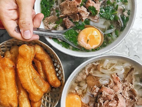 Có một cơn thèm từ sáng tới đêm mang tên... 