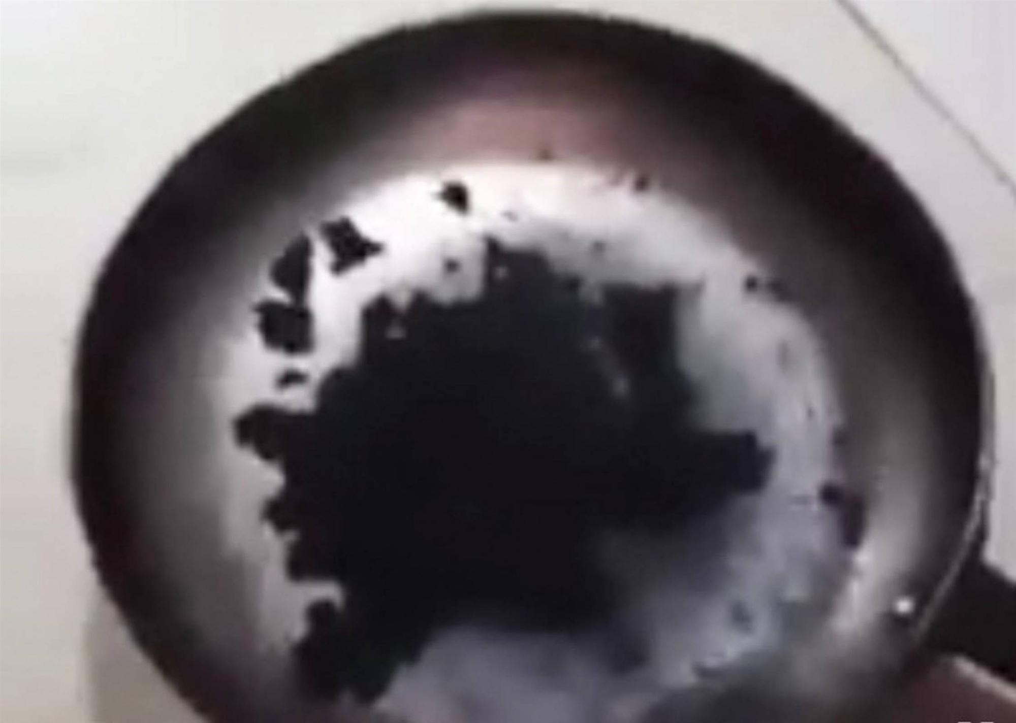 Gạo nhựa đốt cháy khét lẹt: Xôn xao, lan truyền nỗi sợ-1