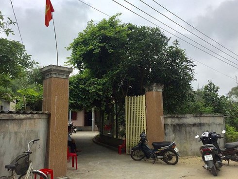Hà Tĩnh: Điều tra vụ nam sinh lớp 9 mồ côi cha mẹ nghi bị đánh đến phù não, phải thở bằng oxy