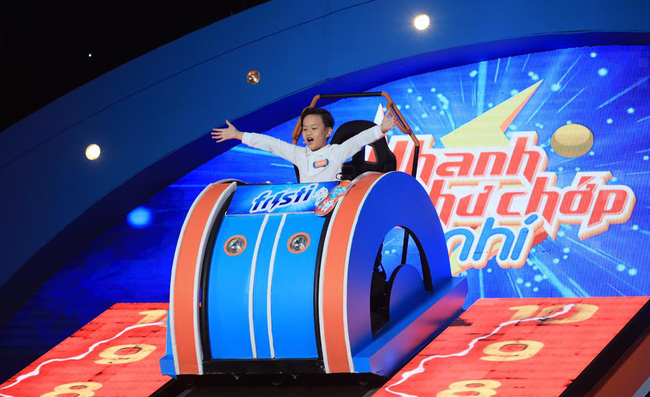 2 phút cân não tại Nhanh như chớp nhí: Con trai MC Hồng Phúc giật 50 triệu, gây ngỡ ngàng với câu trả lời về bệnh viện thú y-1