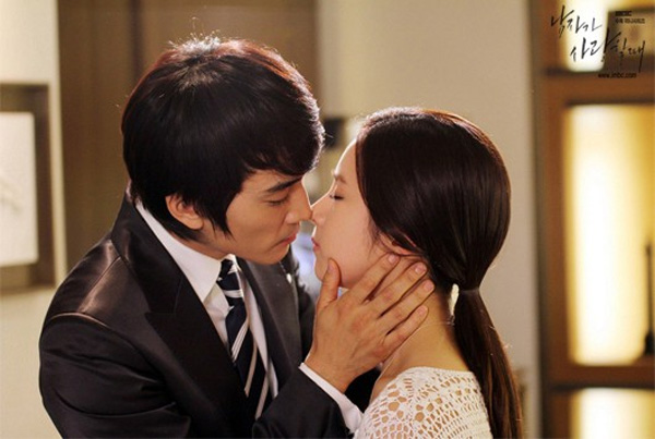 Sát ngày cưới, tôi đau đớn tột cùng khi biết được bí mật khó tin giữa chồng và phù dâu của mình-2