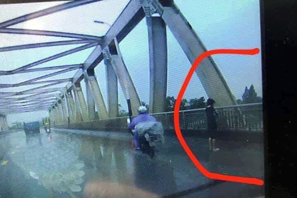 Danh tính nghi phạm hiếp dâm khiến nữ sinh lớp 12 uất ức, nhảy cầu tự tử-1