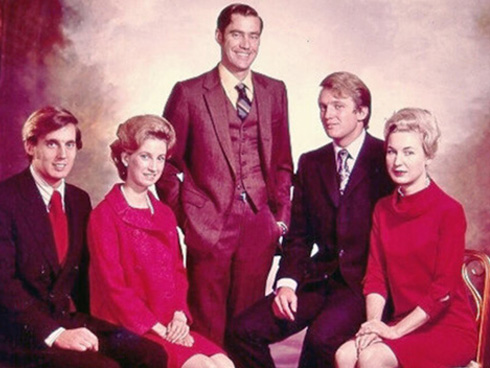 Giấy vệ sinh hình Tổng thống Trump đắt hàng ở Trung Quốc-4