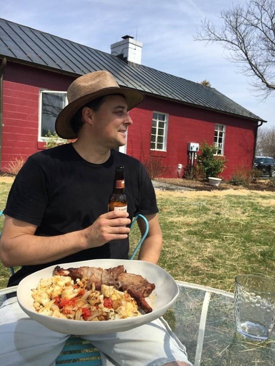 Bỏ hào quang sang Mỹ, Hoa hậu Ngọc Khánh viên mãn sống đời giản dị, trồng nho phụ chồng-19