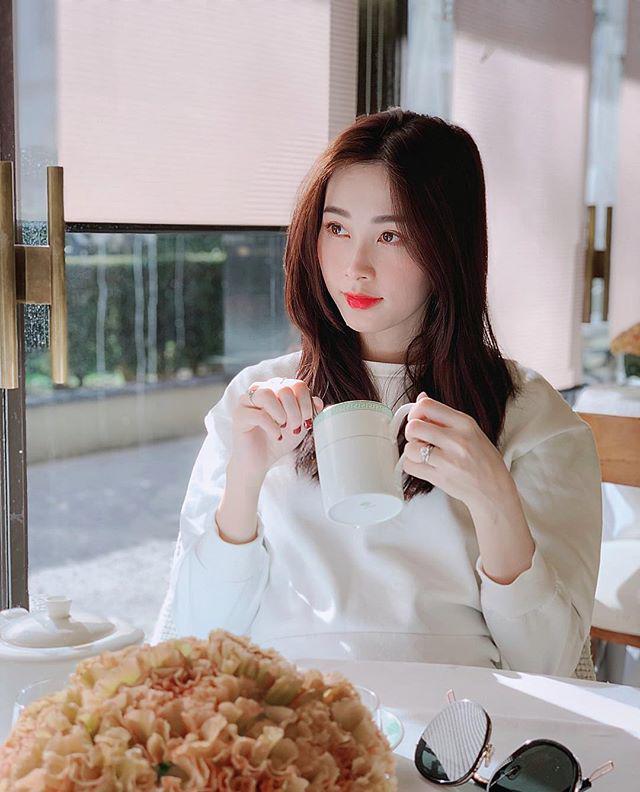 Chỉ vì thay đổi điều này, nhan sắc Đặng Thu Thảo khác lạ đến độ khó mà nhận ra-9