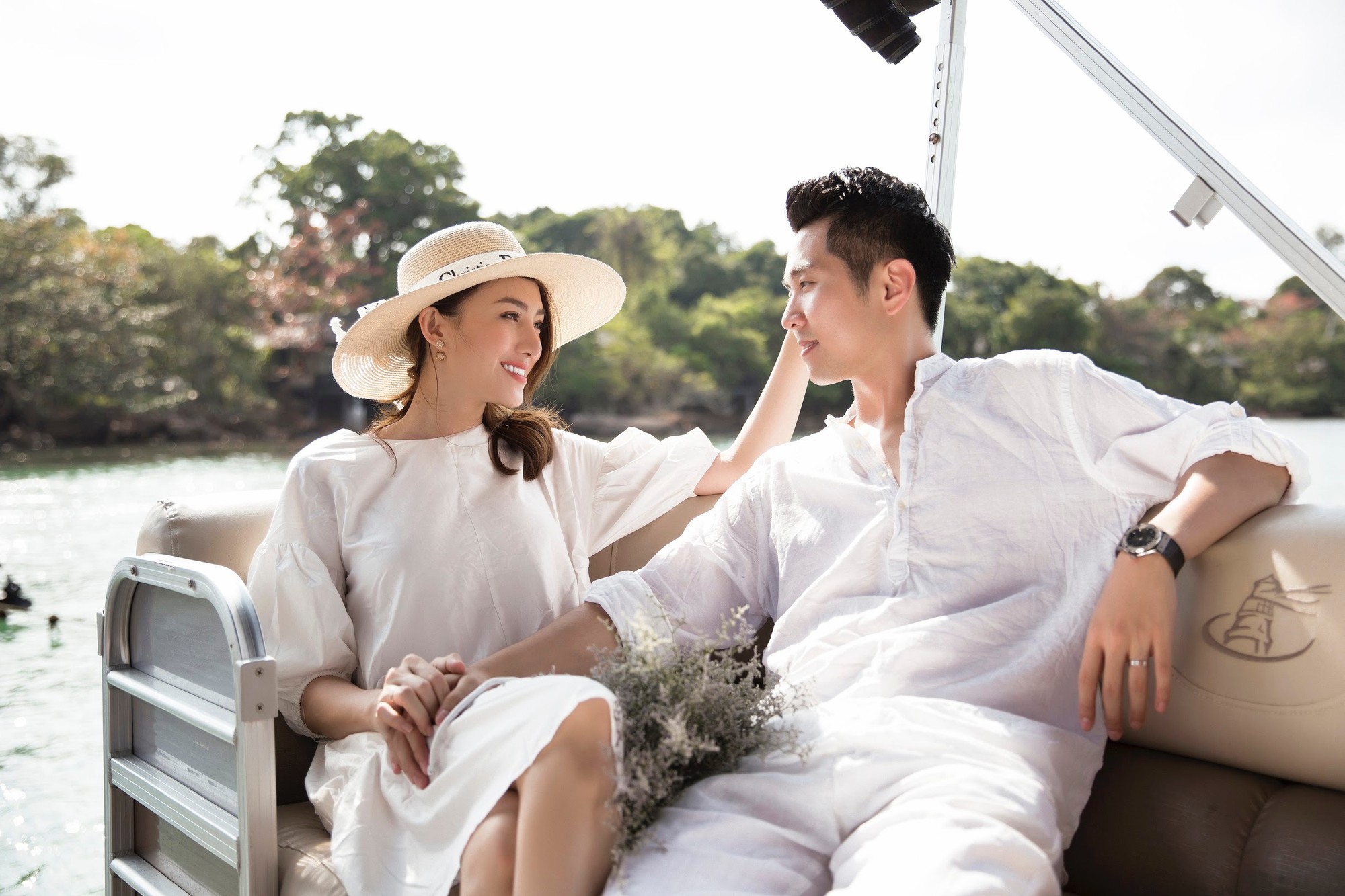 Cận ngày trọng đại, Lê Hà tung trọn bộ ảnh cưới lãng mạn chẳng kém phim Hàn cùng hôn phu điển trai-10