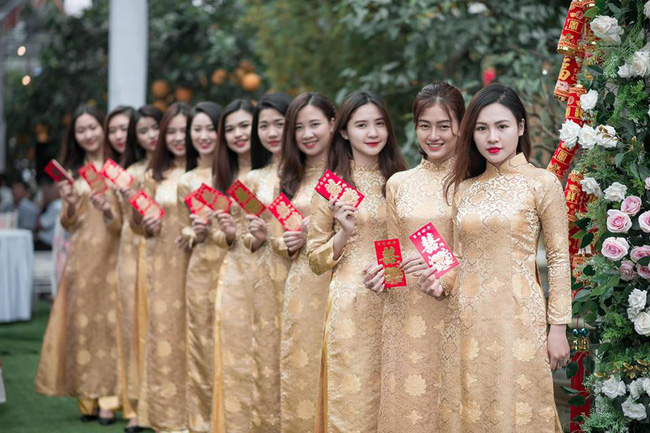 Hé lộ thân thế cô dâu trong đám cưới siêu khủng ở Hưng Yên rạp dựng 10 ngày, riêng tiền trang trí đã 2 tỷ, ca sĩ Đan Trường, Quỳnh Nga tham dự-14