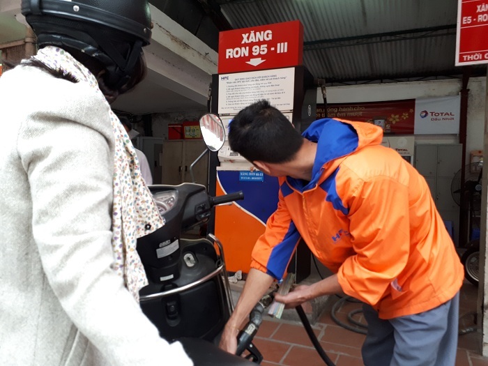 Giá xăng dầu ngày mai: 1 tháng 2 lần tăng mạnh-1