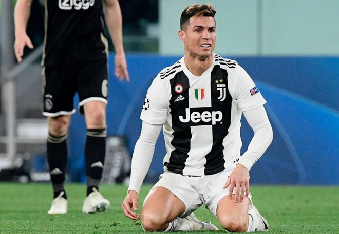 Ronaldo chia tay Champions League bằng pha phạm lỗi thô bạo-2