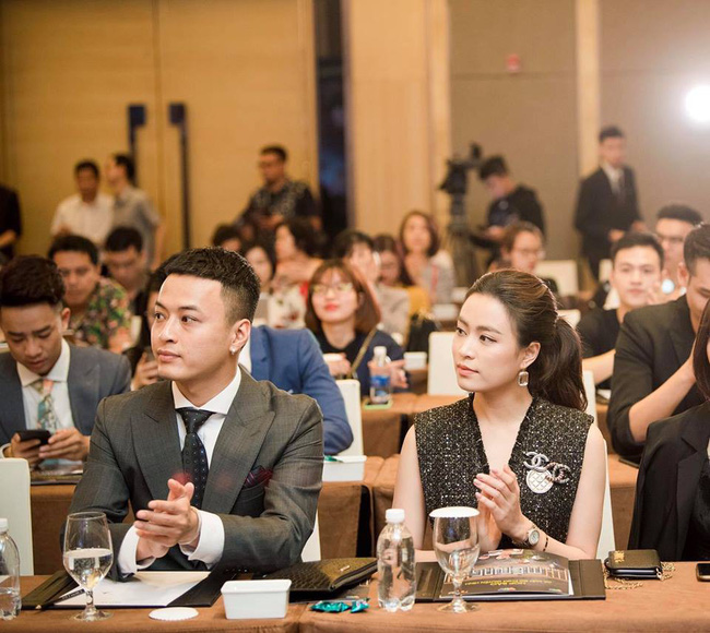 Hoàng Thùy Linh tái xuất sau Nhật ký Vàng Anh: Ngày tôi nhận lời đóng phim, mẹ còn rưng rưng hỏi Thật hả con?-6