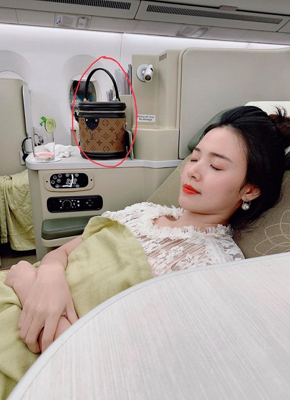 Cái kết không ngờ cho câu chuyện mất túi cùng số tiền 120 triệu của Midu ở Hàn Quốc-2