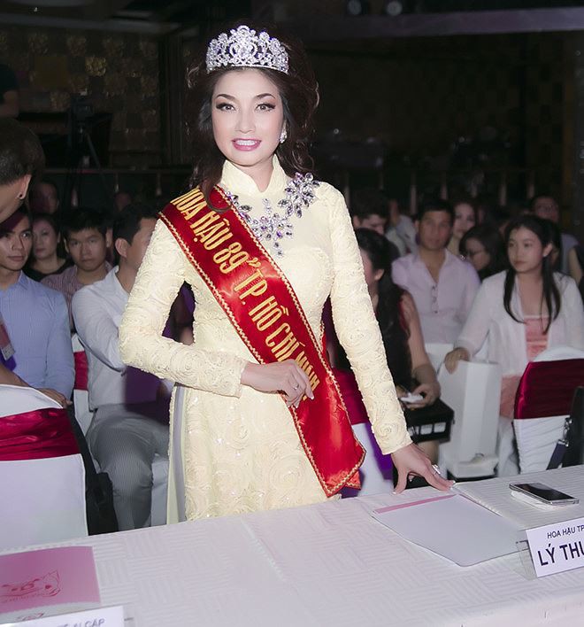 Nhan sắc thời đỉnh cao của Hoa hậu Lý Thu Thảo-9