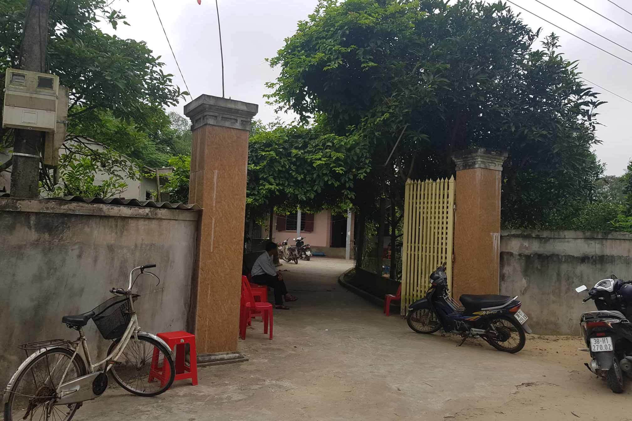 Nam sinh mồ côi ở Hà Tĩnh nghi bị cậu ruột đánh nguy kịch rồi tử vong-1