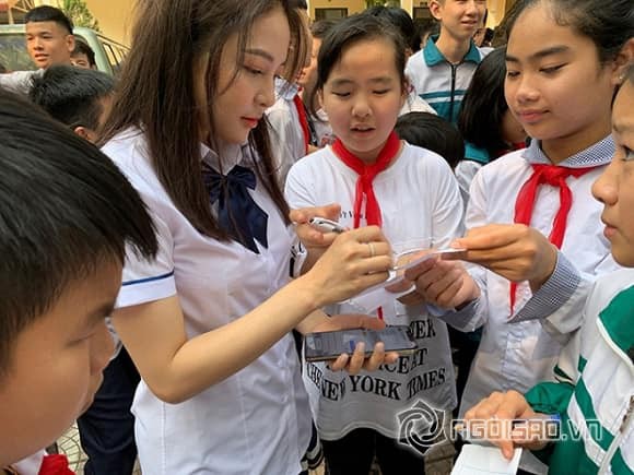 Những hình ảnh không bao giờ còn được lên sóng của hot girl Trâm Anh-4