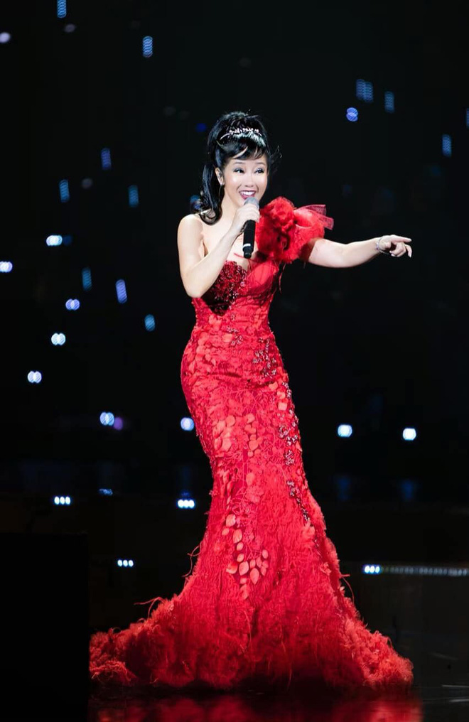 Cuộc sống sau ly hôn của ca sĩ Hồng Nhung: Lạc quan, tự tìm niềm vui cho mình nhưng đáng ngưỡng mộ nhất là điều này-4