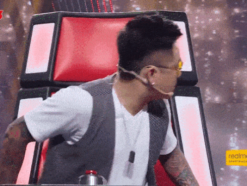 Tuấn Hưng bó tay, thất thần ở The Voice khi liên tục bị đàn anh, đàn chị làm trò kỳ cục này-14