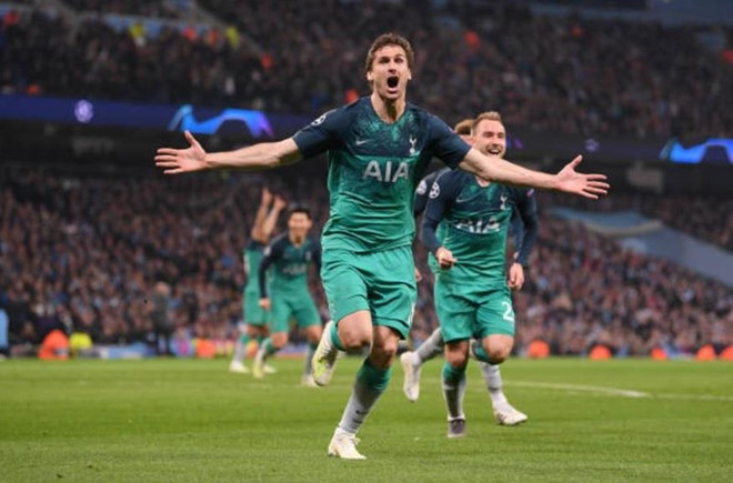 Màn rượt đuổi điên rồ giữa Man City và Tottenham đi vào lịch sử-2