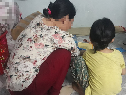 Gần một tháng, người mẹ mòn mỏi chờ công lý, đau khổ khi con gái 5 tuổi nghi bị gã xe ôm 60 tuổi dâm ô trong phòng trọ ở Sài Gòn-7