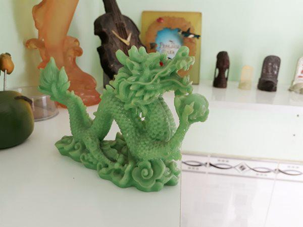 Lưu ý khi đặt rồng chiêu tài: 4 chân thì vượng, 5 chân vứt ngay kẻo rước họa-3